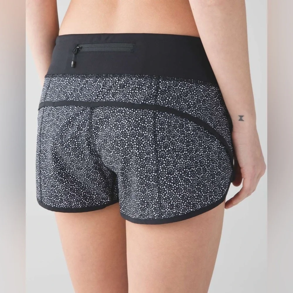 Lululemon Speed Short 4-way Stretch 2.5